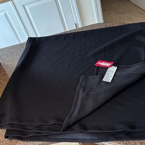 SPANX Black Blanket-50”x 60”